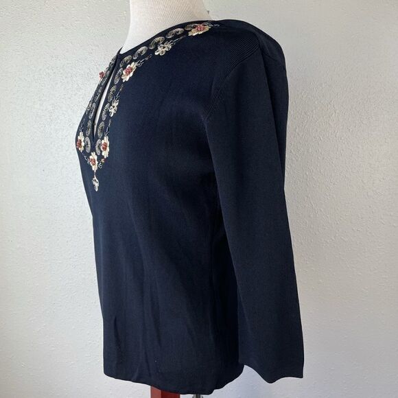 NWT Joseph A. Stitched Floral Sweater Top Size L - Picture 4 of 9